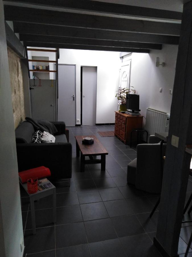 Apartment Gwendoline Amboise Exterior photo